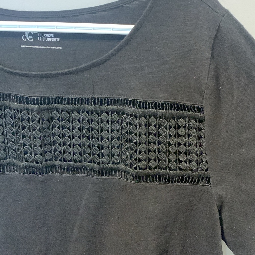 ⭐️ 5 for 20$! ⭐️ DC Jeans Black T-Shirt with Crochet - Picture 5 of 5